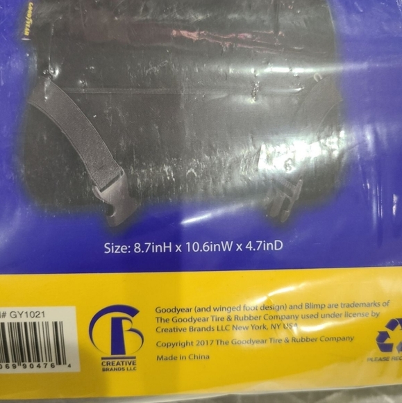 COPY - Goodyear Car pillows and Back Support pillow set - Picture 7 of 8